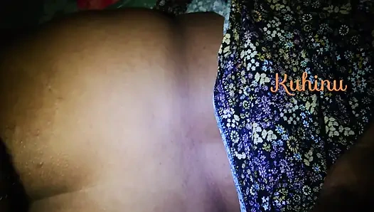 Hintli köylü kadın sert anal sikişiyor