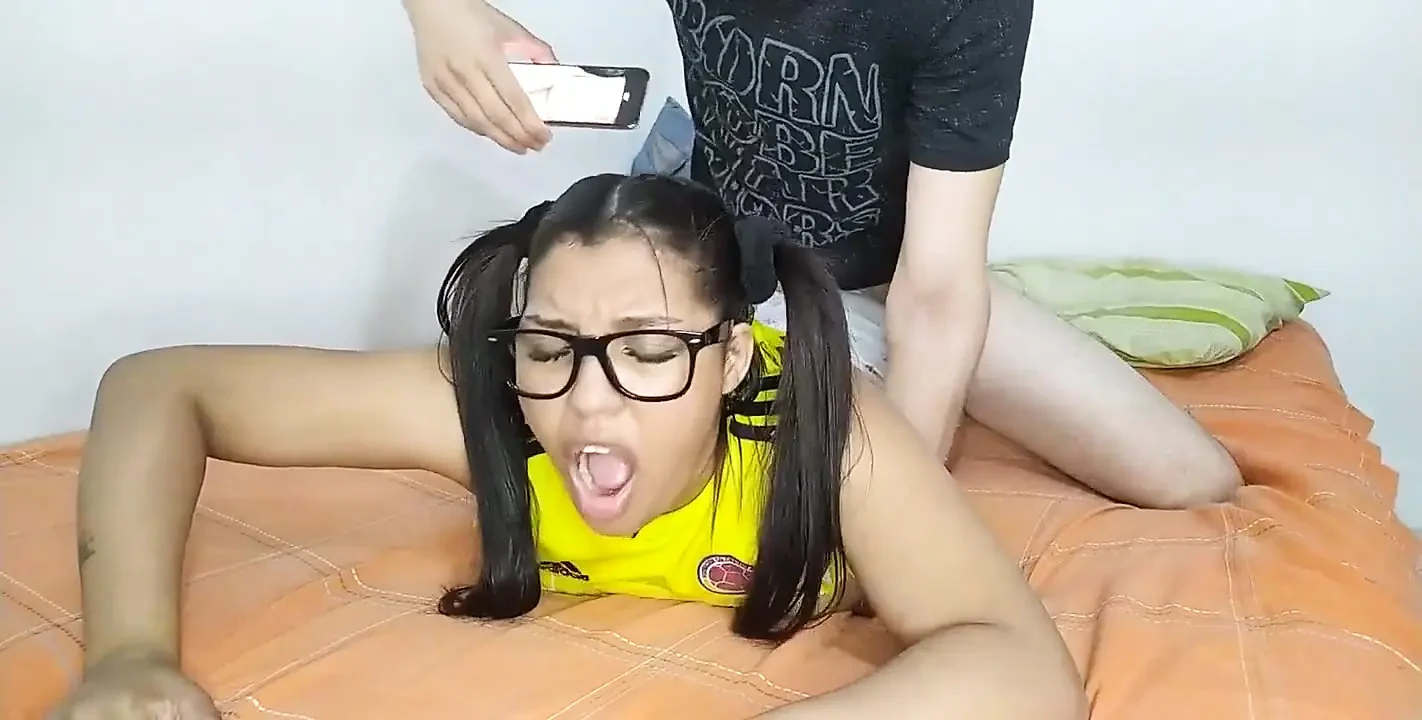 Amateur Porn "colombian Stepsister, Hot When Her Husband Went on a Trip to the United States and Invites His Stepbrother to Do D