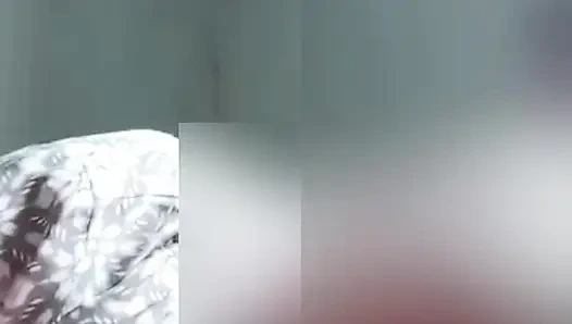 A Teacher Who Doesn't Want to Be Seen in the Movie