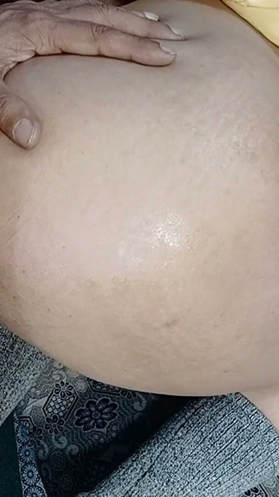 Desi Village lớn đít cô dâu đít fucked qua hubby của vòi nước trong đêm tân hôn hoặc trong tuần trăng mật | Đoạn video ngắn 1