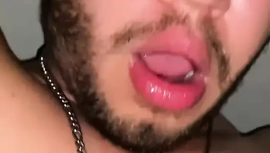 Колумбийская миниатюрная блондинка показывает мне город, и мы занимаемся сексом на публике в машине — Брайан Эванкс