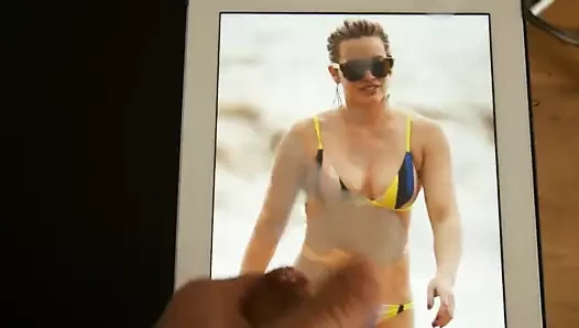 bikinili hilary duff üzerinde cum - Şubat 2016