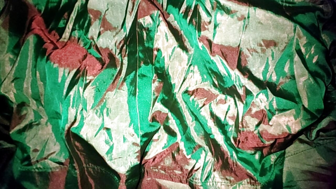 Saten ipek mastürbasyon porno - kız arkadaş saten çift tonlu elbise sikişi (146)