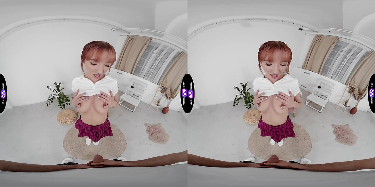 남자가 릴리에게 원하던 섹스를 선사하고 신선한 정액을 입안에 가득 채운다 - TmwVRnet