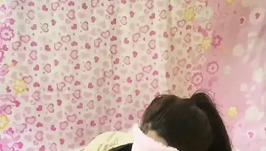 Wajah Titus begitu penuh dengan air mata!