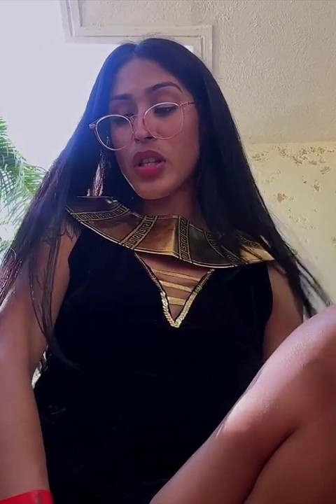 Gisele Amore's Ancient Egyptian Giantess Domination 4K POV Shrinking Fantasy Awaits!