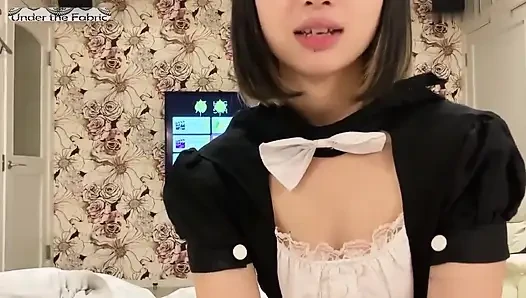 Permainan kasar, terima kasih manis: si cantik yang lembut menerima akhir yang dalam dan intim