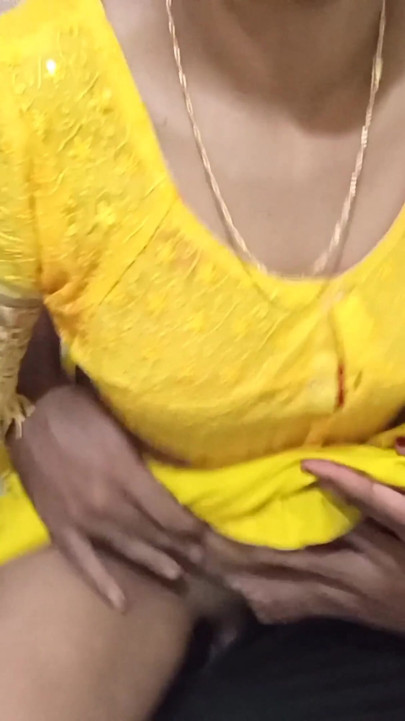 Bangladeshi real cheating on husband and affair with brother in law full romantic sex video enjoy | Clip 1