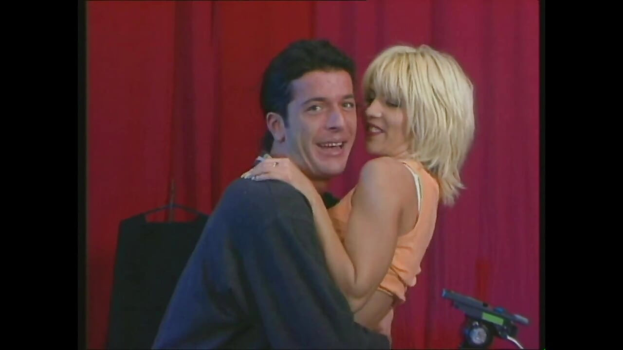 Pohlepni Uništavaju Uske Rupe