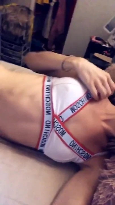 一番エロいニューハーフのオナニー19