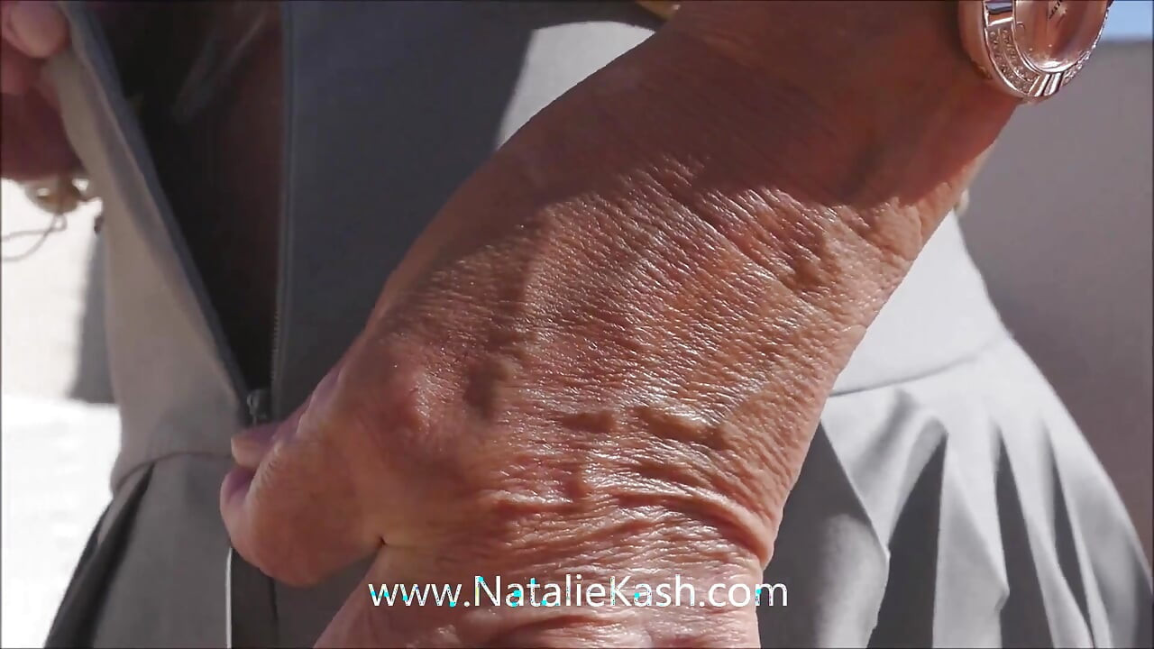 Finger fucking orgasm outdoor in a short tennis skirt