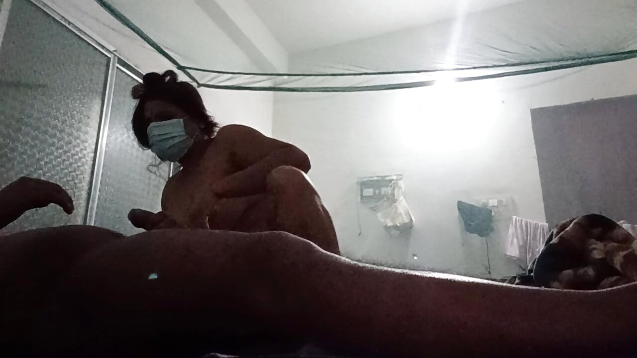 Boční video rume boudi