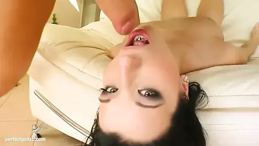 Rough anal hardcore sex with Daisy from Ass Traffic