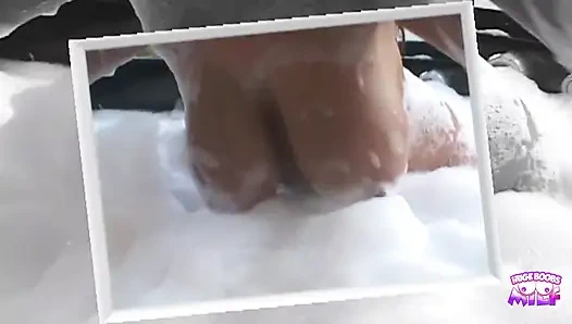 Elbette Brandy Talore ondan sert sikişmeden önce bu adamın yarağını emiyor.