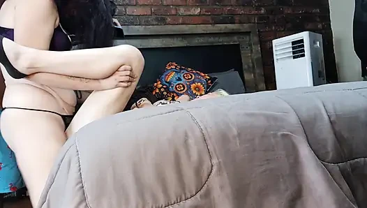 Sind lesbische schwestern andere? Stiefvater, der schaut