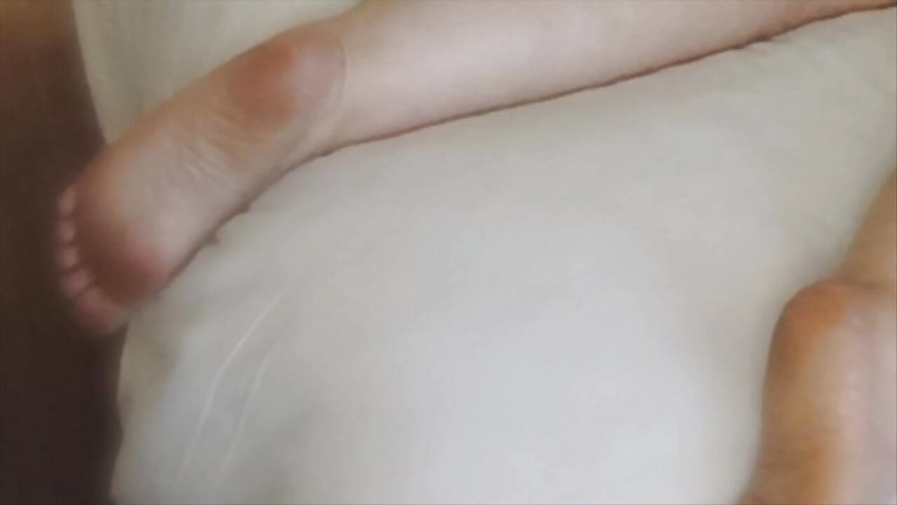 Hot Blonde Milf feet play