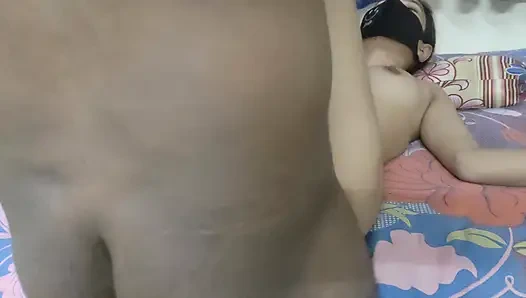 Video seks gadis desa india pertama kali sempitnya dientot habis-habisan