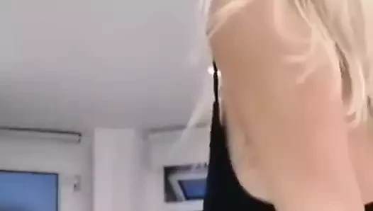 6861486