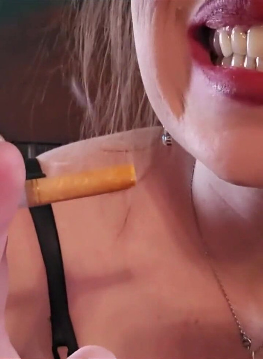 Close up - close up - mulut, gigi, dan asmr yang enak banget