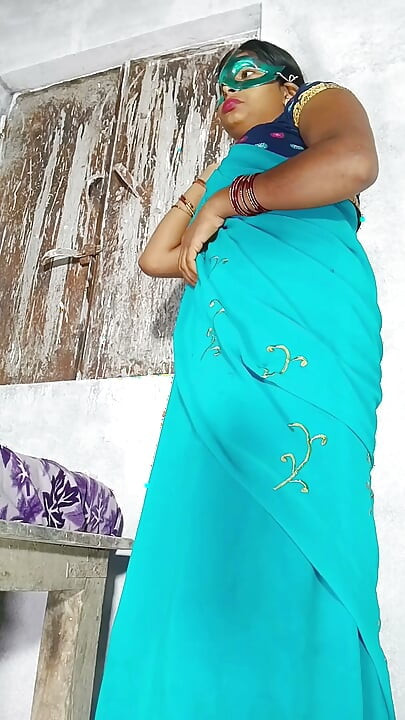 Bhabhi Ki Bur Chudai Standing Down Hindi Audio