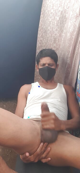 Yarak zenci elle muamele Hintli adam sikişiyor