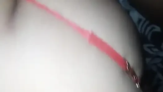 Tante semok latina dengan lingerie merah lagi asik dientot habis-habisan