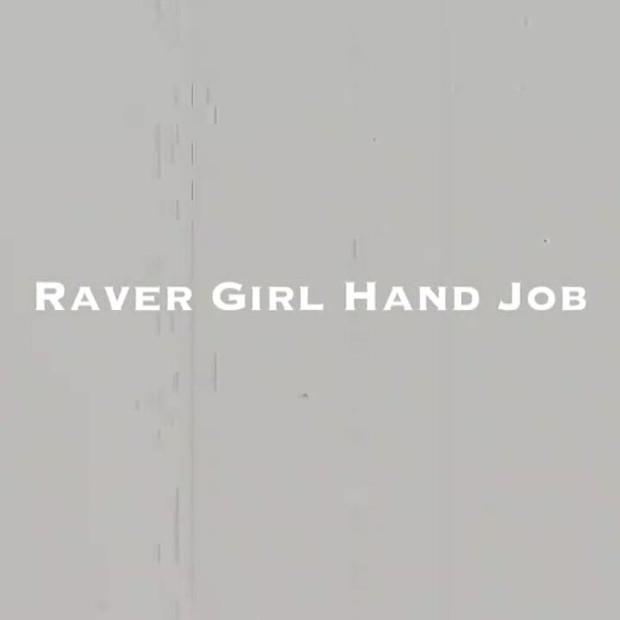 Raver devojka drka kurac