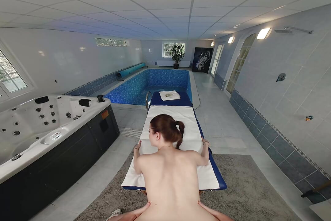 18VR Once You See Liz Ocean, You Won't Want To Delay Getting Up Close And Sexual With Her