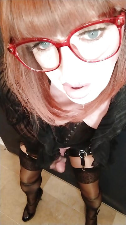 Naughty Latex Crossdresser