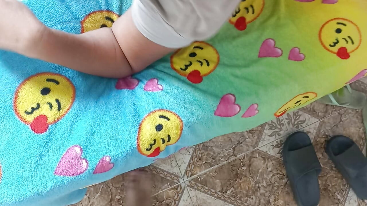 She loves cum on her face