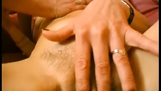 Horny grannies pussy licking while getting banged in threesome