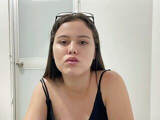 I'm in a consultation room and the lady gets horny ending up in a rich fuck until she makes me cum in it