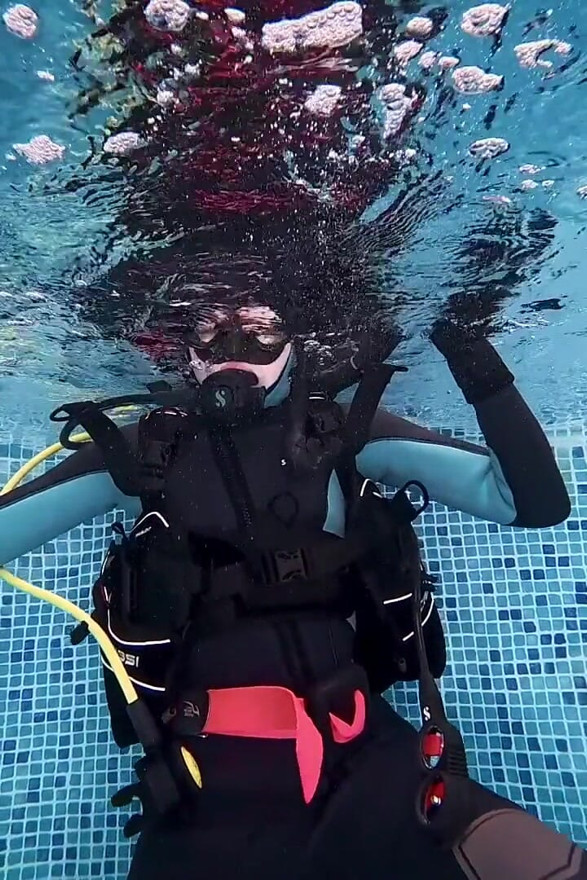 Scuba Skills Underwater Training Session