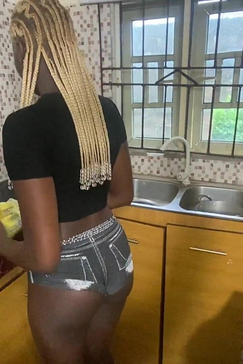My Boyfriend Wouldn't Let Me Clean the Kitchen He Fucks Me Everywhere