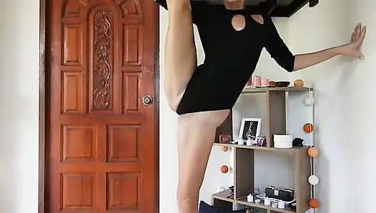Sweaty in Spandex Bodysuit/dance+squirt