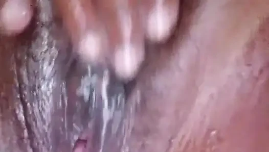 Ich ejakulierte durch meine vagina