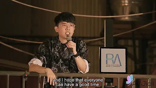 Yaner doğum gününde bakire bir adamla sikişiyor