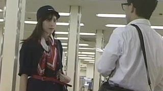 Kei Asakura stewardess 1