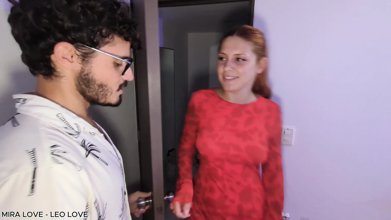 Tôi đến gặp một nhân viên mát xa nhưng cuối cùng anh ấy đã đưa nó vào miệng tôi và xuất tinh vào mặt tôi