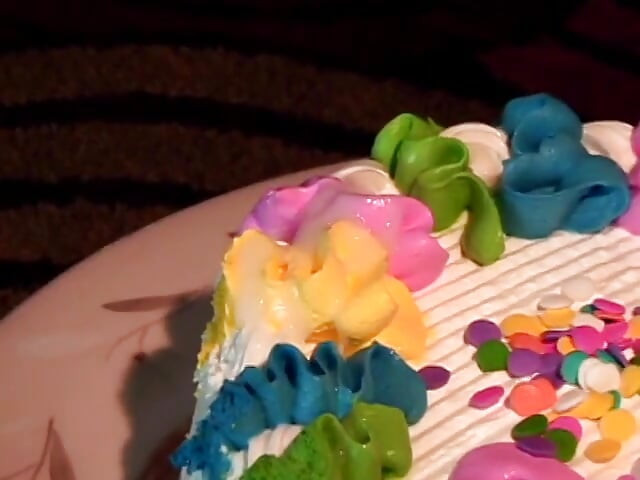 Sweet teen wants to celebrate her 18th birthday with a good fuck