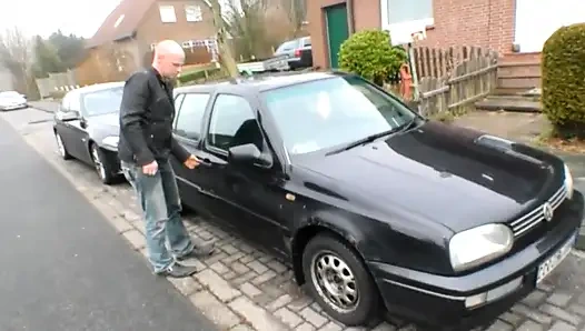 Istri sange dengan tubuh aduhai dan toket besar ini memuaskan gara-gara dipuasin sama suaminya