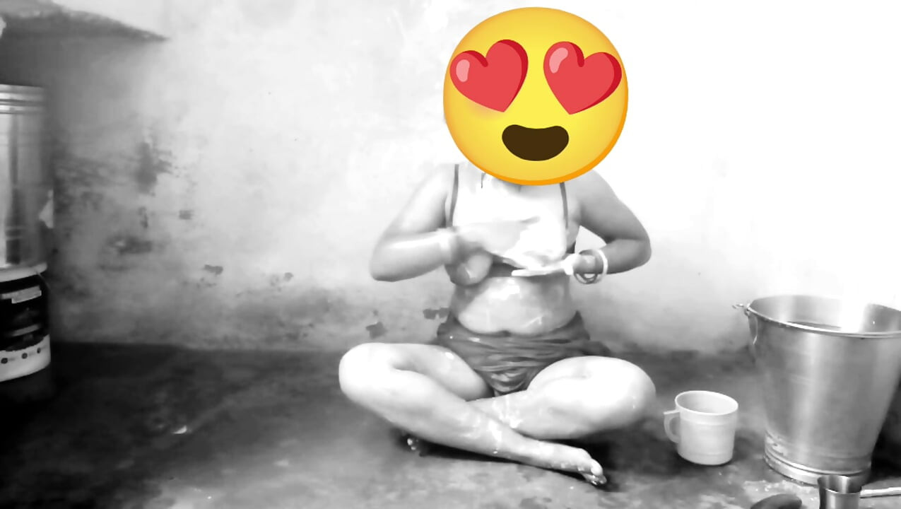 Shilpa bhabhi ka černobílá a moje svůdná postava je sexy postava a chod se bere