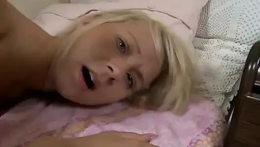 Sehr sexy junges paar, analer orgasmus, sperma im mund