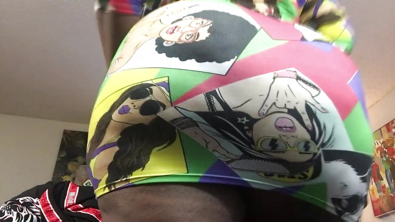 Sucia Diana twerking parte 1 con un vestido cachonda