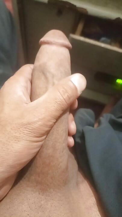 Qualquer mulher que quiser me fazer seu parceiro pode entrar em contato comigo com total confidencialidade entre em contato comigo.