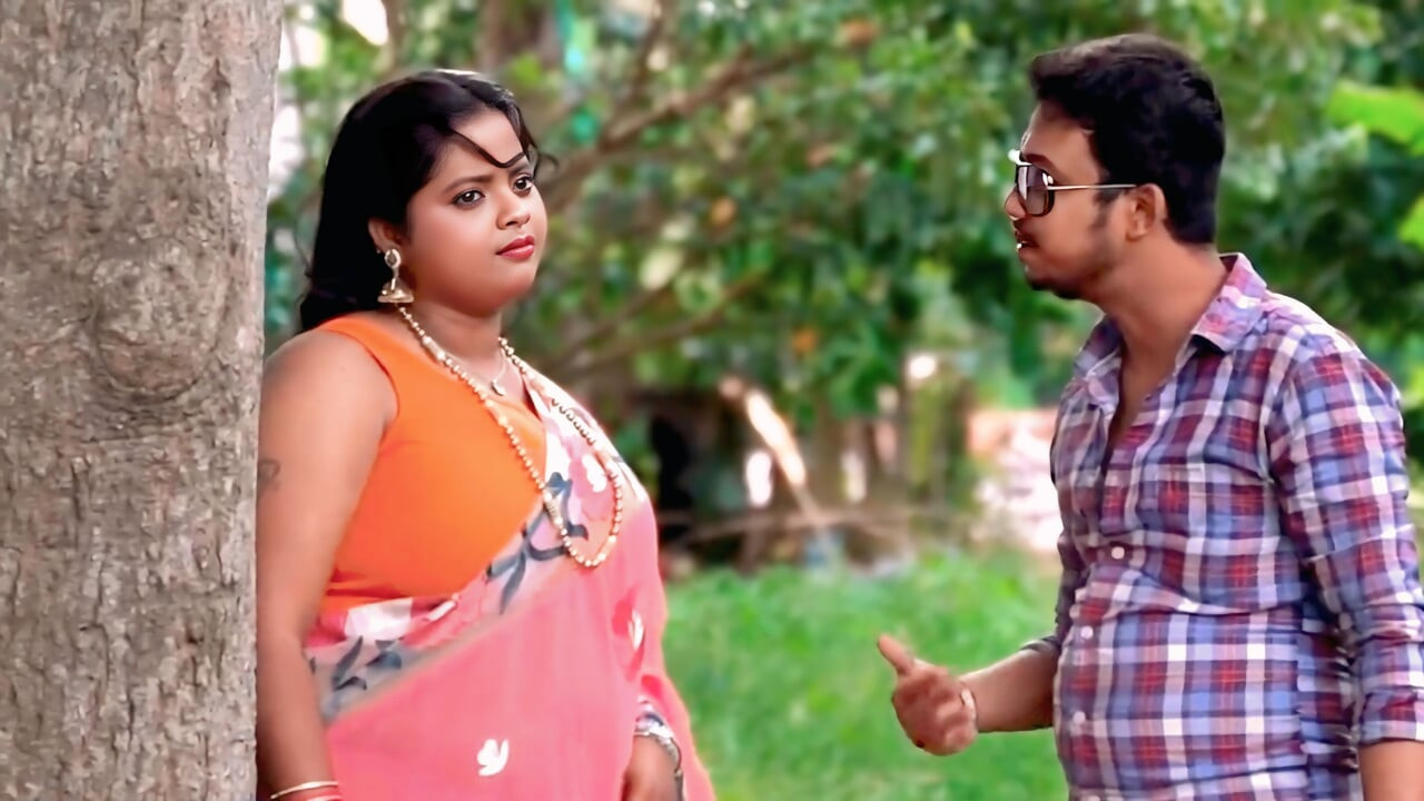 Pados ki sundar bhabhi ko park me bulakar choda