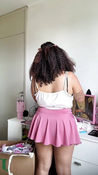 Vlog Moving to a New House Unpacking Accidental Farts