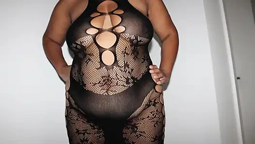 This Is How Hot a Mother of Multiples Can Be When She Shows Everything