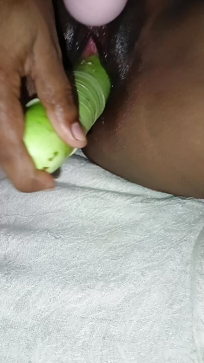 Louki se bhabhi bahut maja Karti hai
