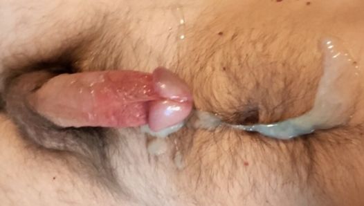 Strong cumshot when wanking off after my wife had felt tired, leaving me horny as hell.